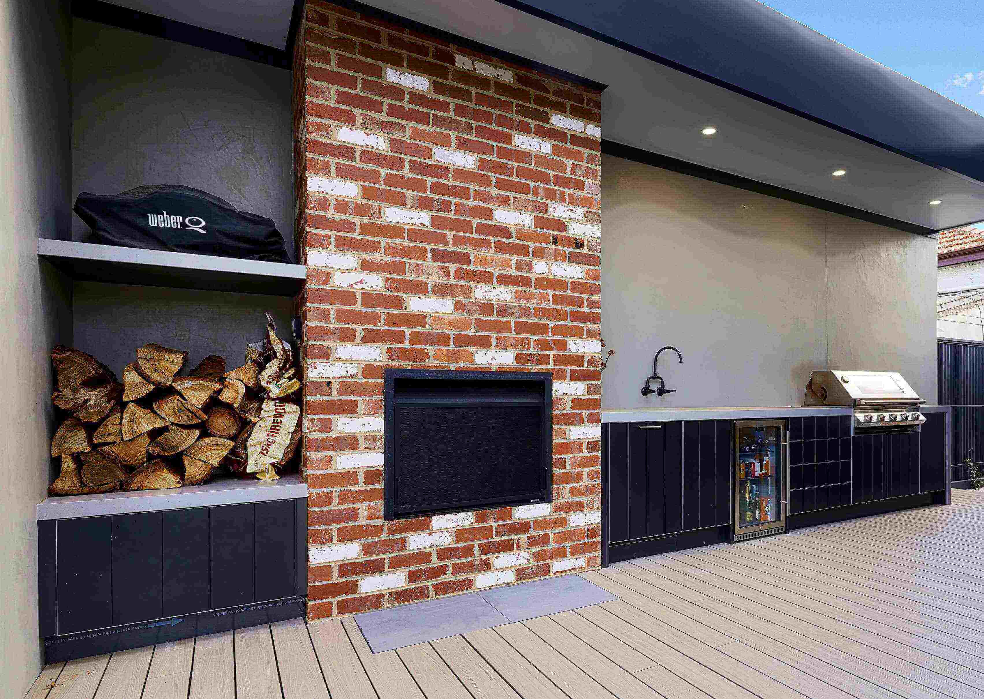 Warm & Inviting Elsternwick LimeTree Alfresco Outdoor Kitchens